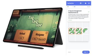 Quantum Tic Tac Toe, the story version (left) and online version (right)