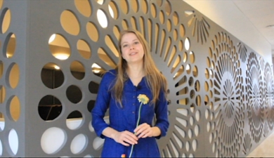Aleksandrina Skvortsova at the recording of her science video in the Faculty of Social and Behavioural Sciences