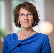 Portrait of Thea Hilhorst